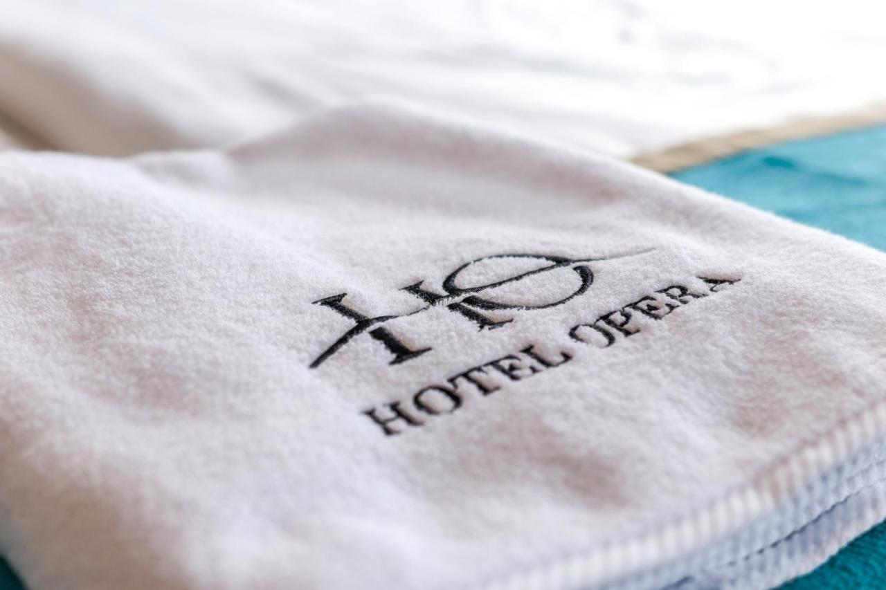 Hotel Opera タルノフスキェ・グルィ エクステリア 写真